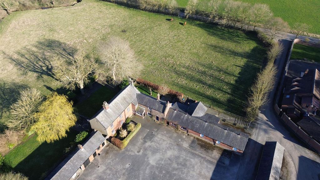 Property photo 2 of 45 Dji_0995.Jpg