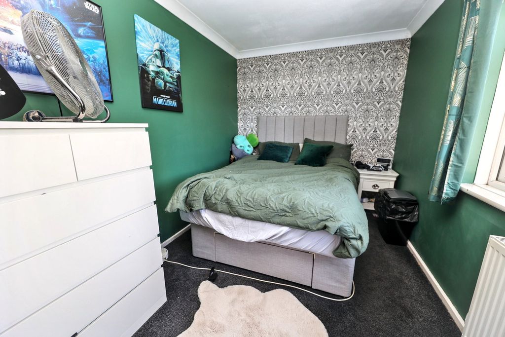Additional image 16 of 6 bed detached house for saleSt. Pauls Road, Clacton-On-Sea CO15