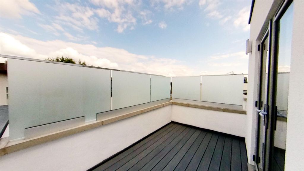 Property photo 1 of 19 Rose-Joan-Mews-07192021_162753.Jpg