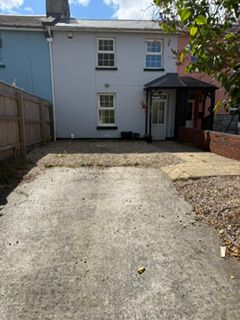 Property photo 1 of 18 Exterior