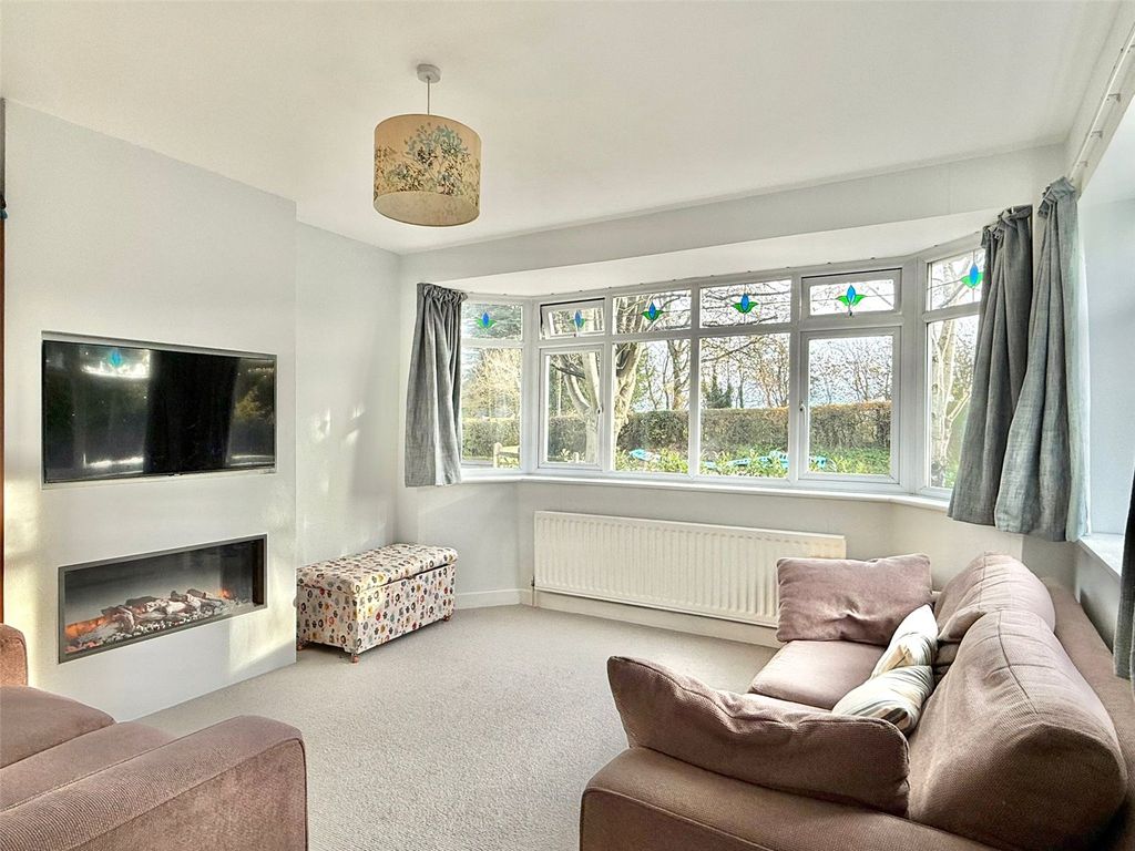 Property photo 3 of 25 Picture No. 48