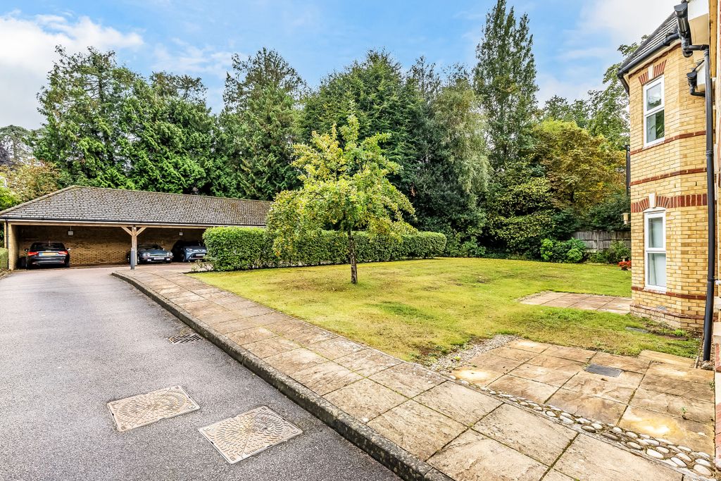 Property photo 2 of 11 Photo 2