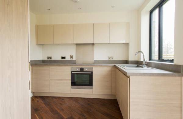 Property photo 2 of 7 Kitchen