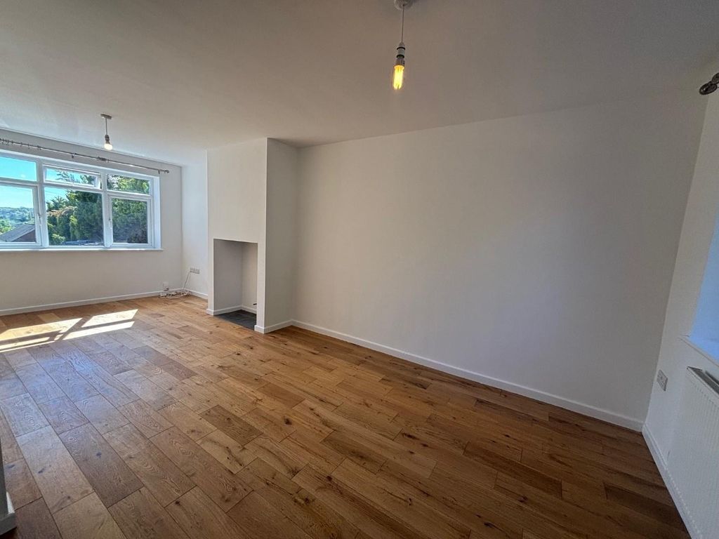 Property photo 3 of 38 Front Reception Area.Jpg