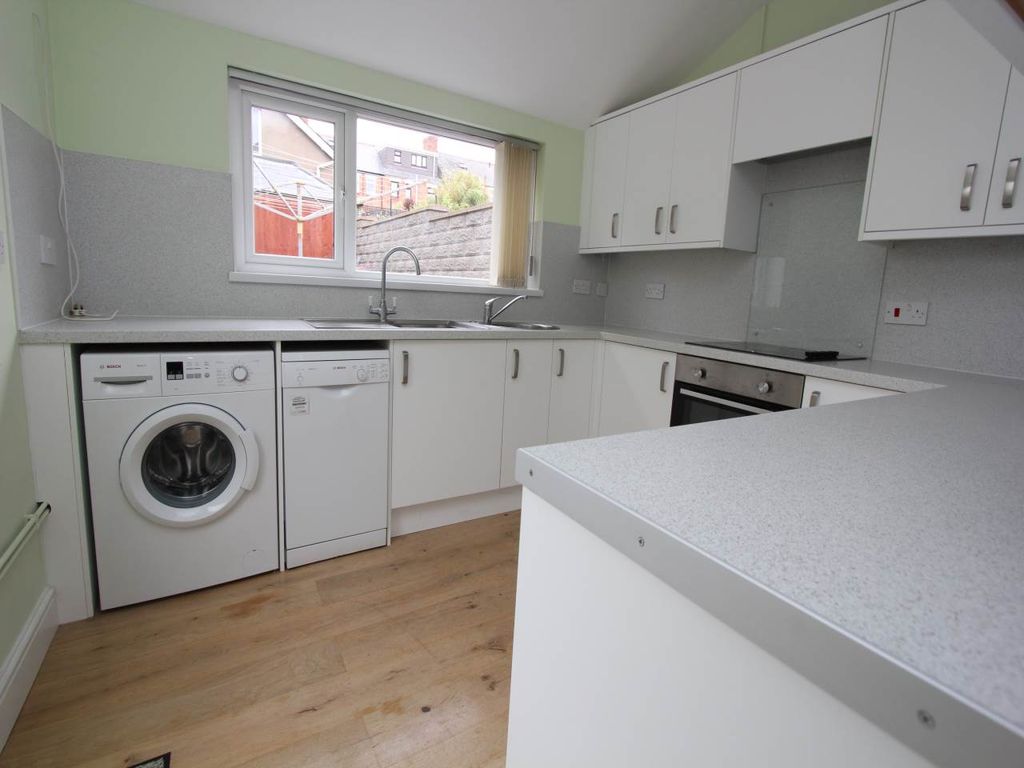 Additional image 7 of 3 bed property to rentWoodlands Road, Barry, Vale Of Glamorgan CF62