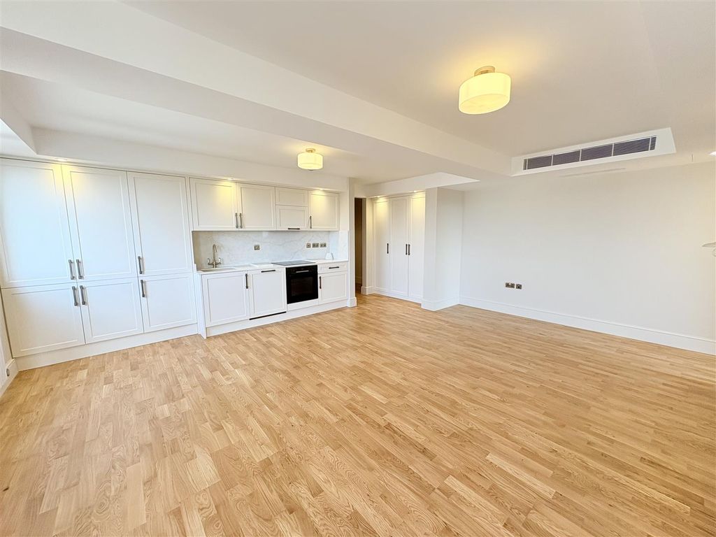 Property photo 1 of 11 Img_1718.Jpg