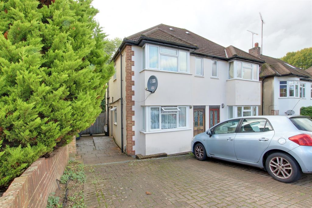 Property photo 1 of 8 Img_4186-Img_4188.Jpg