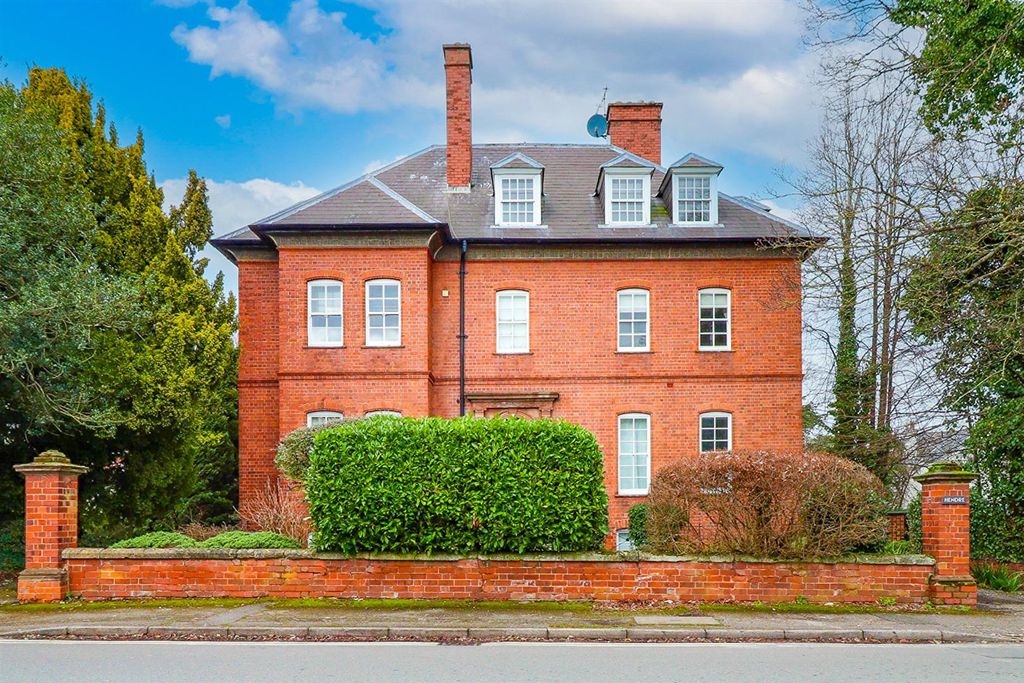 Property photo 1 of 38