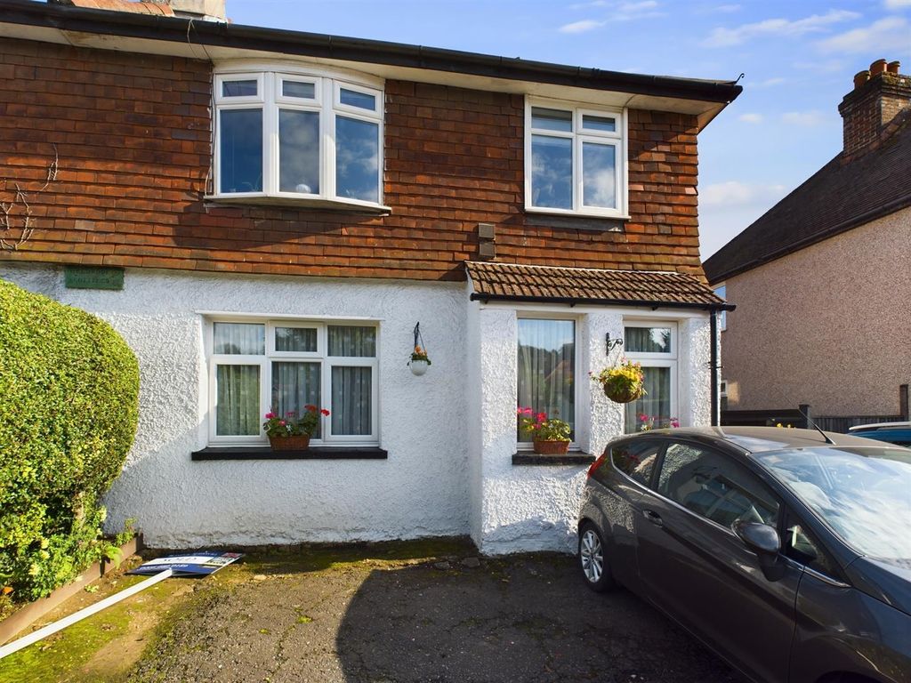 Property photo 1 of 16 Cam02885G0-Pr0222-Still004.Jpg