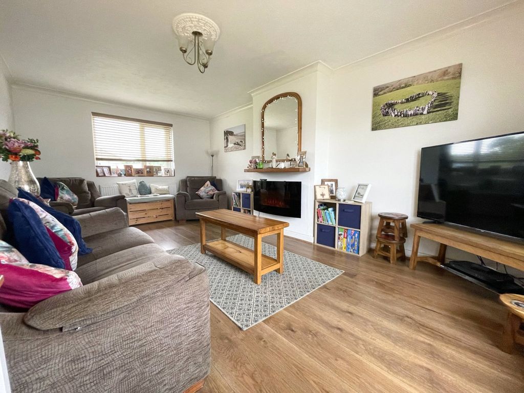 Property photo 2 of 10 Picture No. 04