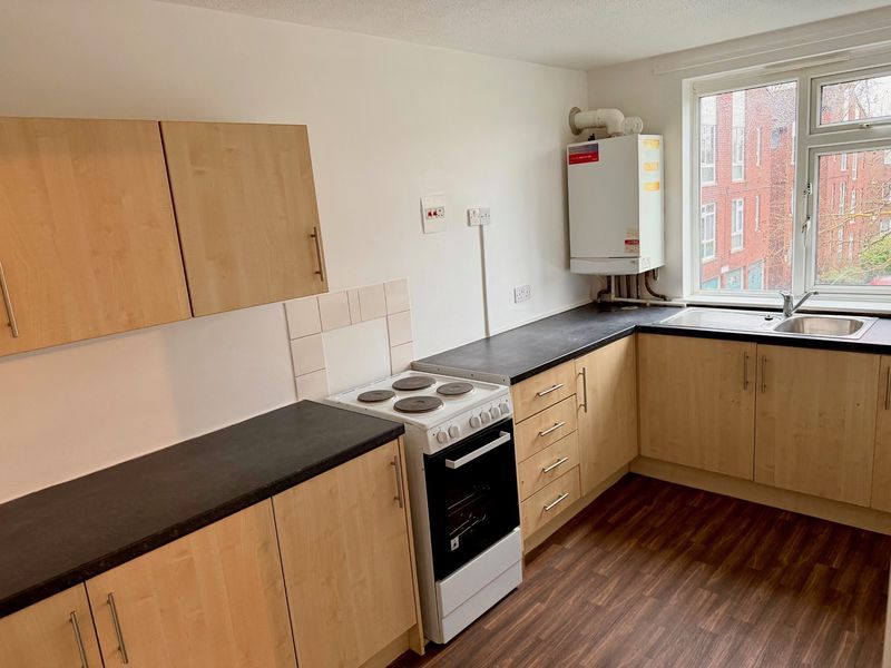 Property photo 3 of 8 Photo 4