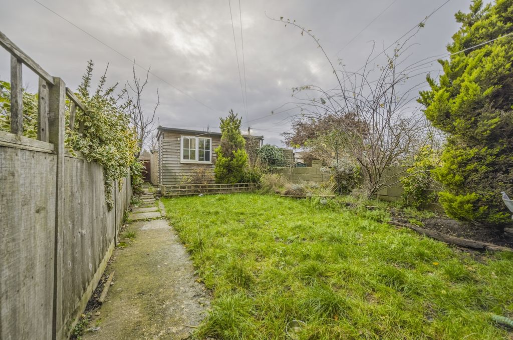 Property photo 3 of 13 Dsc_8516Hdr-Edit