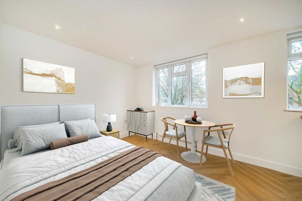 Property photo 3 of 4