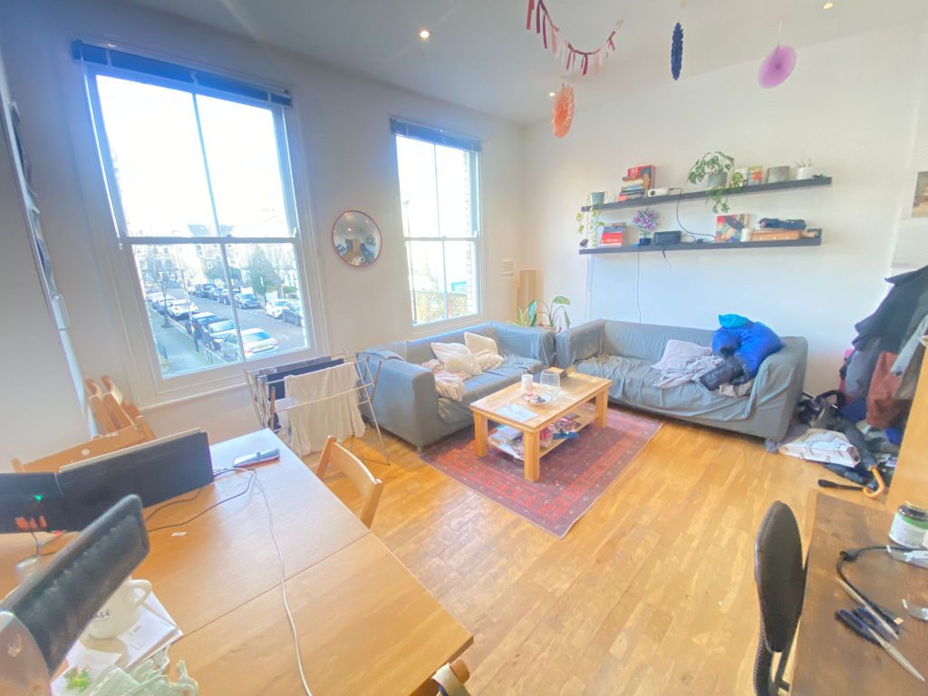 Property photo 2 of 22