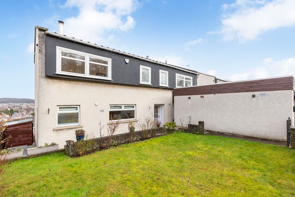 Property photo 3 of 25