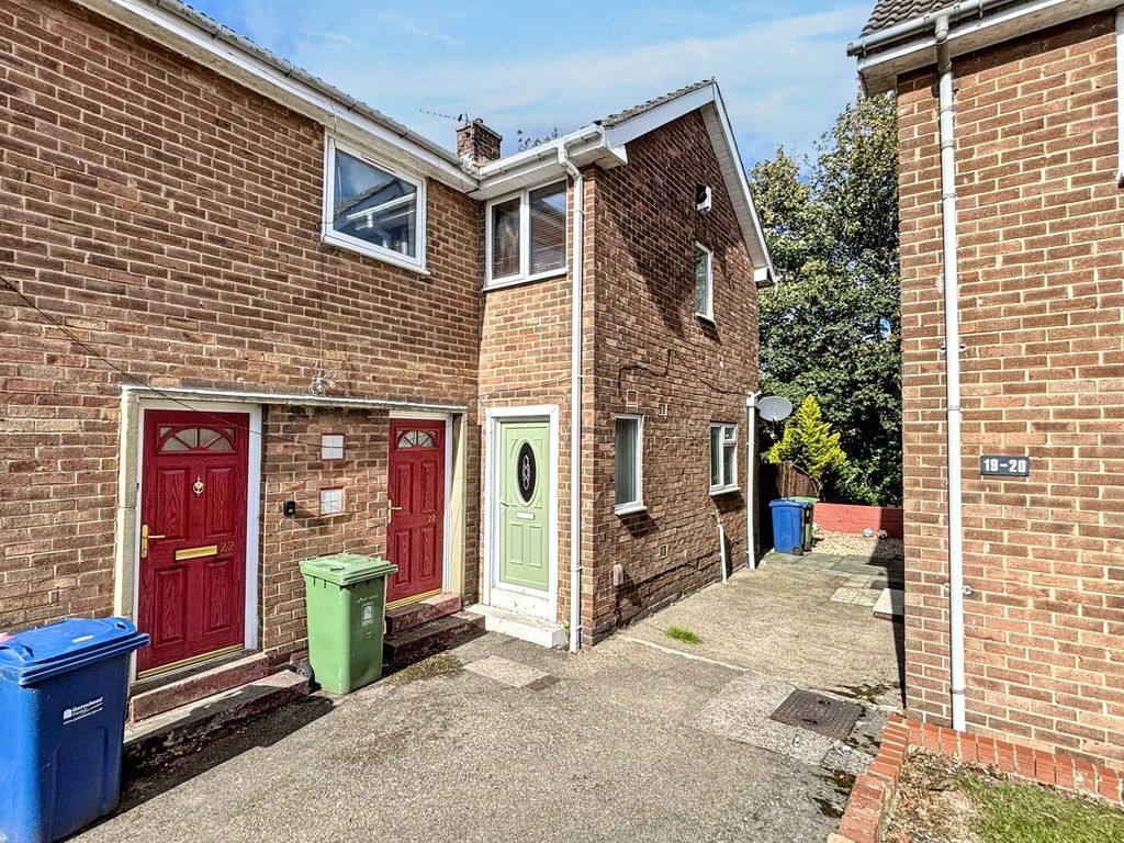 Property photo 1 of 3