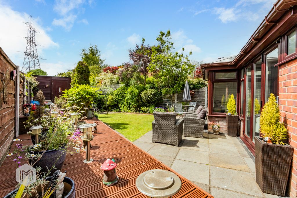 Property photo 3 of 25 Picture No. 06