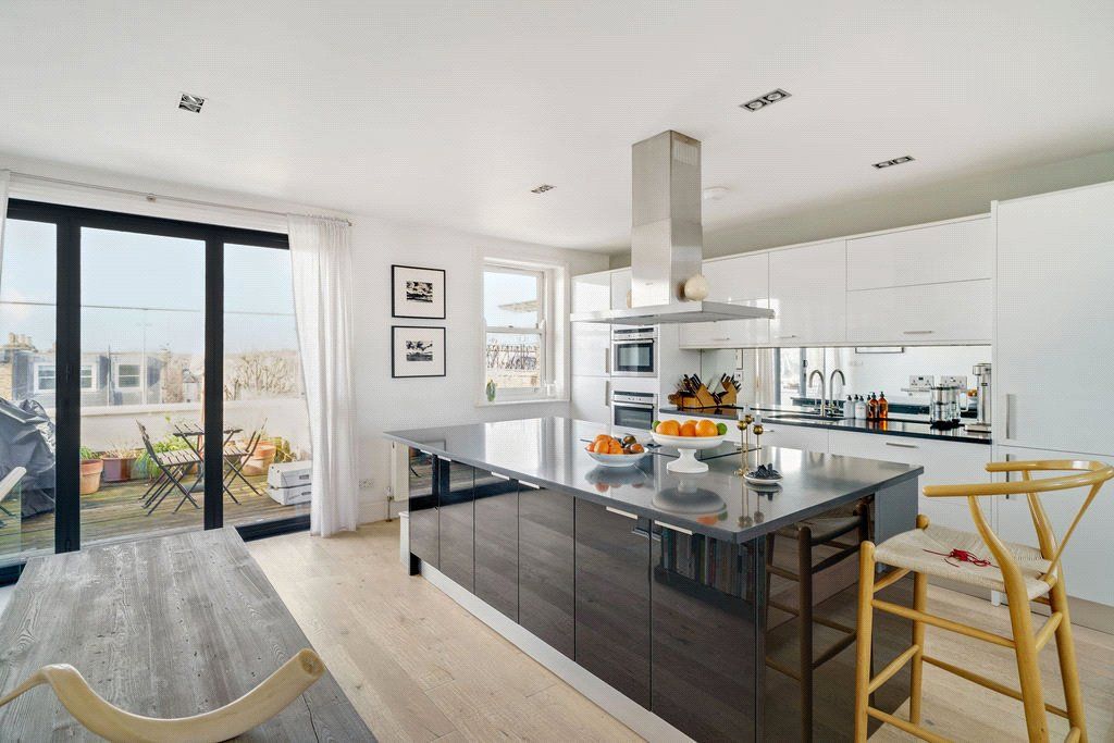 Property photo 3 of 20 Picture No. 32