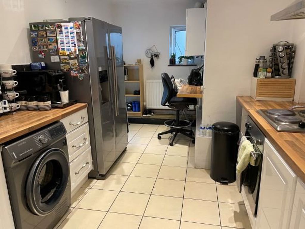 Property photo 2 of 5