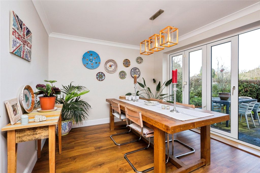 Property photo 2 of 28 Picture No. 06