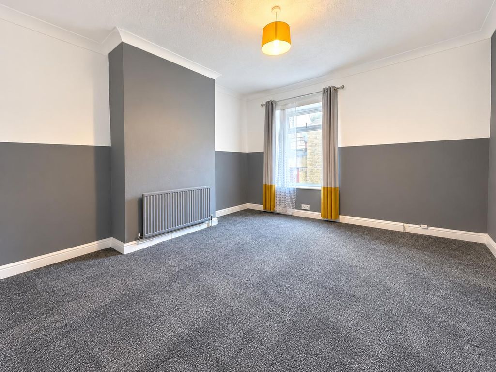 Property photo 1 of 10 Honeywell Street,Barnsley