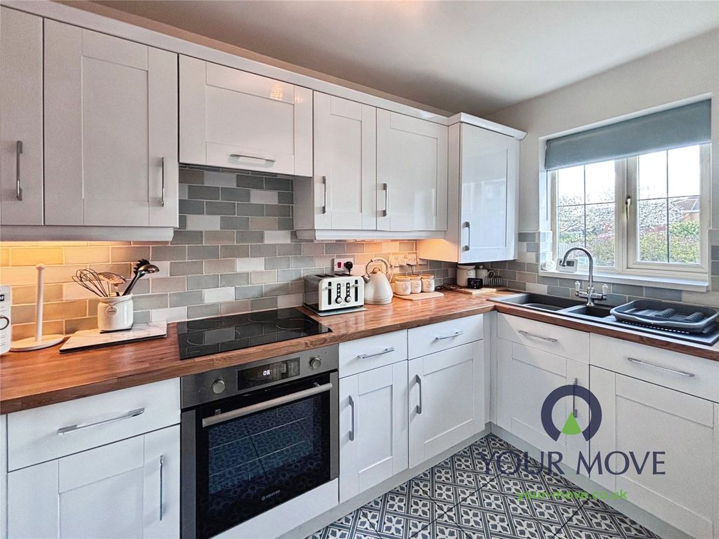 Property photo 3 of 12 Picture No. 15