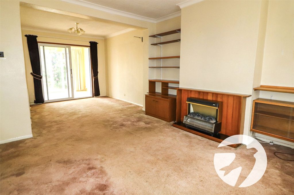 Property photo 2 of 16 Picture No. 14