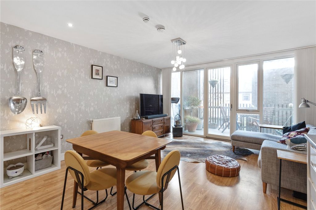 Property photo 2 of 12 Picture No. 09