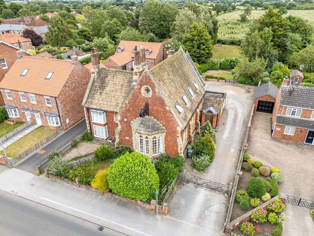 Property photo 1 of 25 Aerial Shot