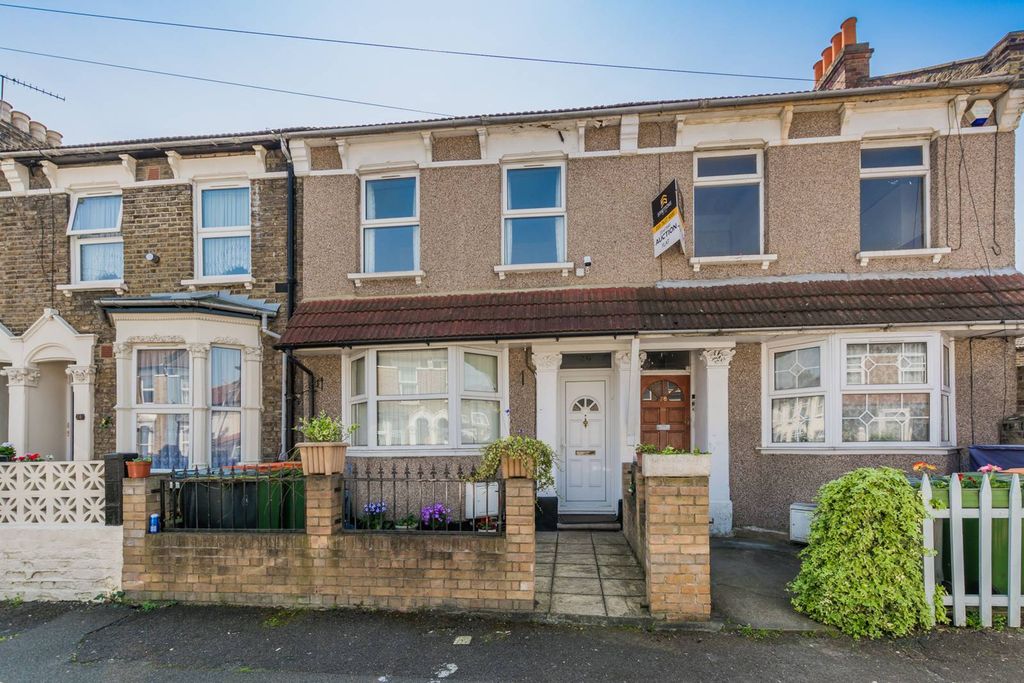 Property photo 1 of 6