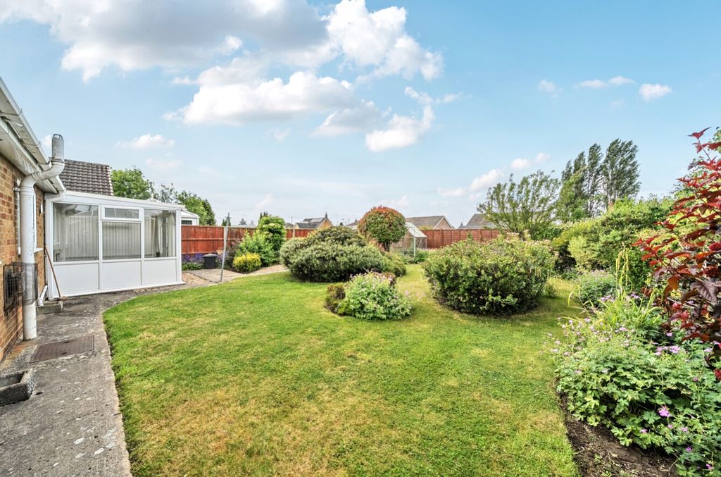 Property photo 2 of 22 1477400-2-6A27Eb81A5617