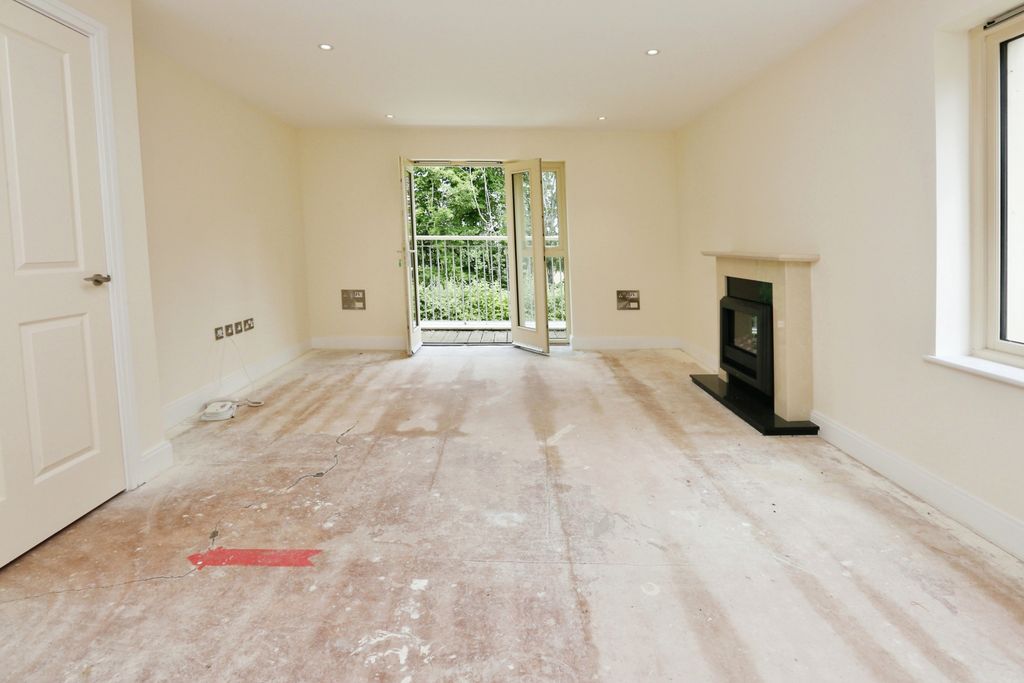 Property photo 2 of 17 Photography