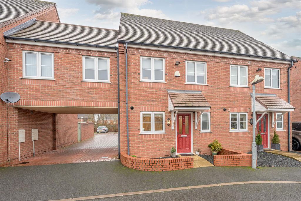 Property photo 1 of 23