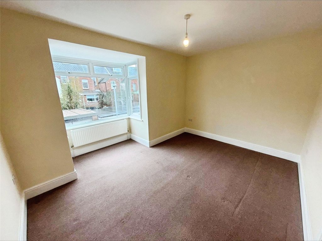 Property photo 3 of 14 Bedroom 1