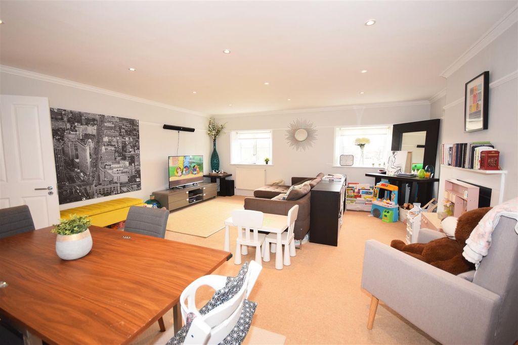 Property photo 2 of 10 Property Photo