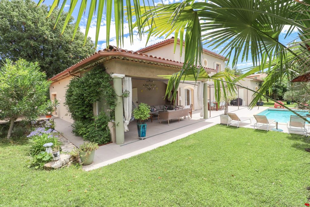 Property photo 1 of 25