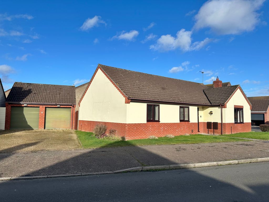 Property photo 1 of 12