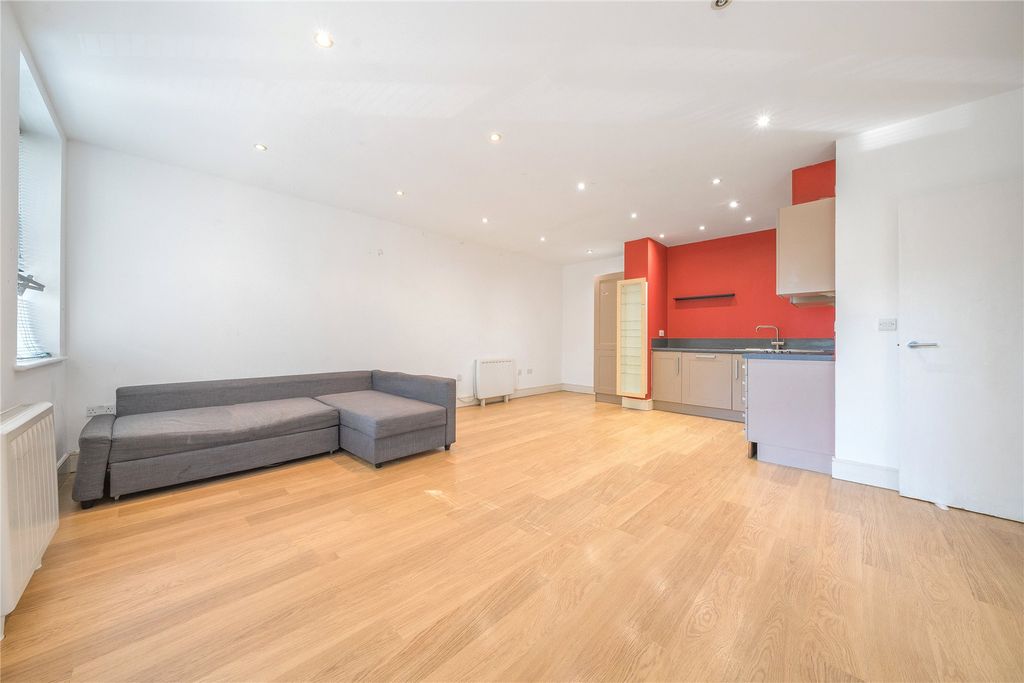 Property photo 2 of 11 Picture No. 04