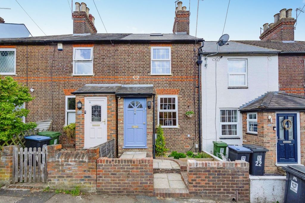 Property photo 1 of 17