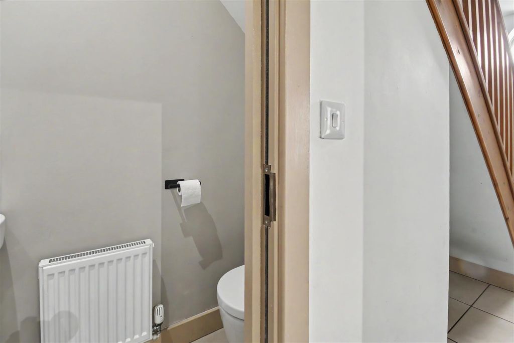 Property photo 3 of 17 Downstairs WC