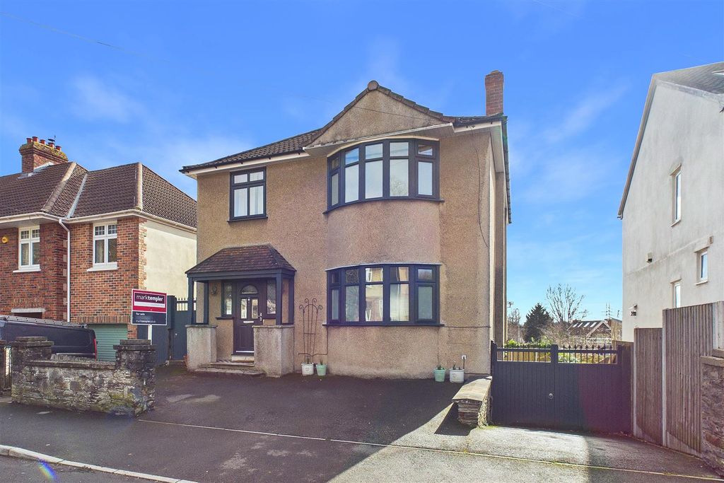 Property photo 1 of 24