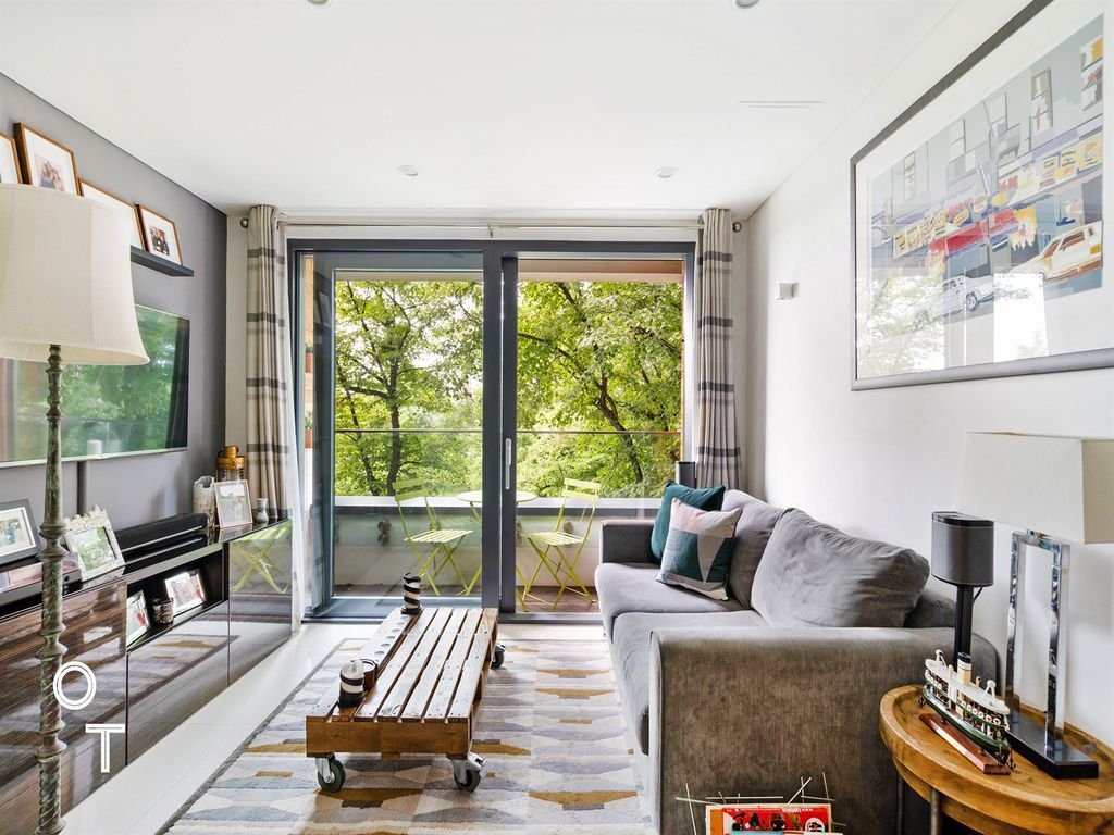 Property photo 1 of 10 1 (Main)