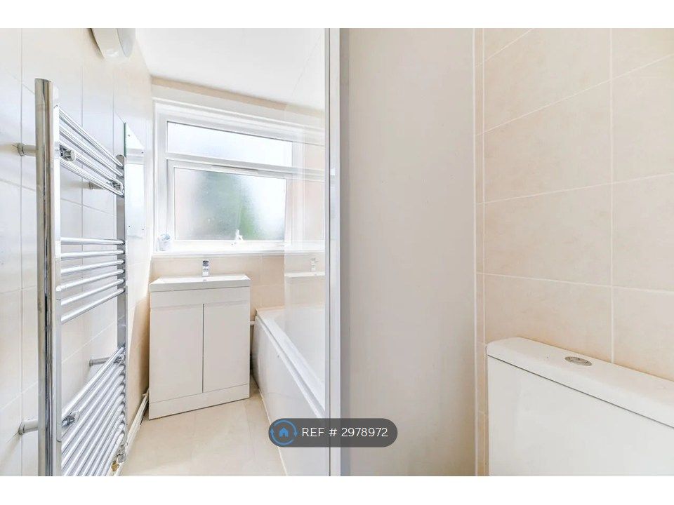 Property photo 3 of 12 Bath Room