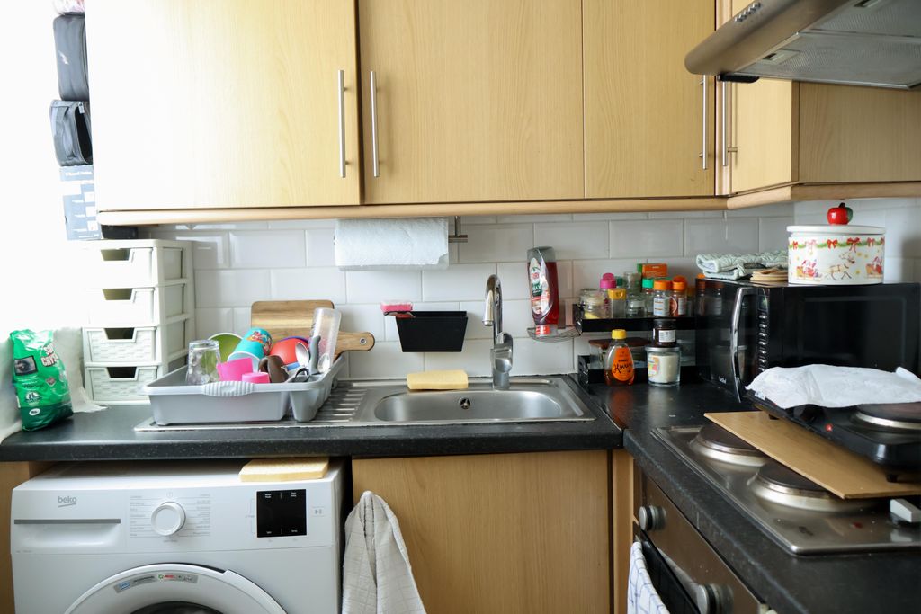 Property photo 3 of 25