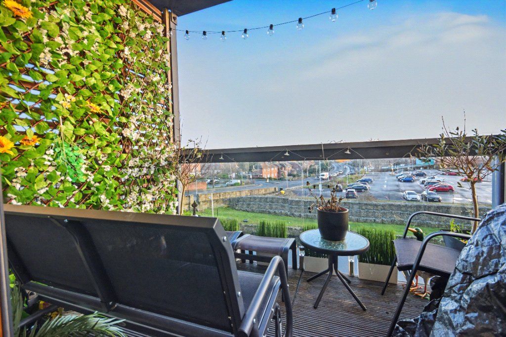 Property photo 2 of 16 Picture No. 11