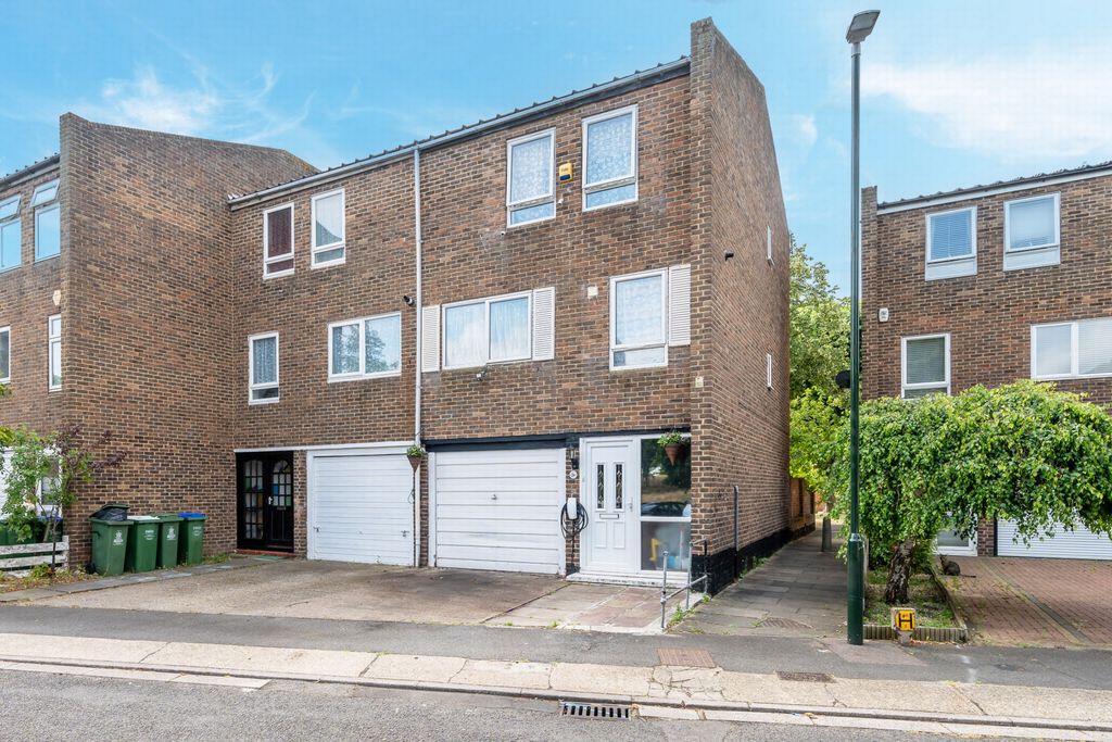 Property photo 1 of 15 External