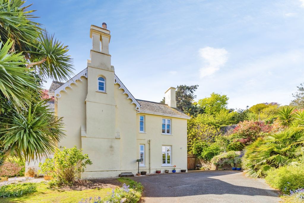 Additional image 29 of 4 bed semi-detached house for saleCourtenay Road, Newton Abbot TQ12