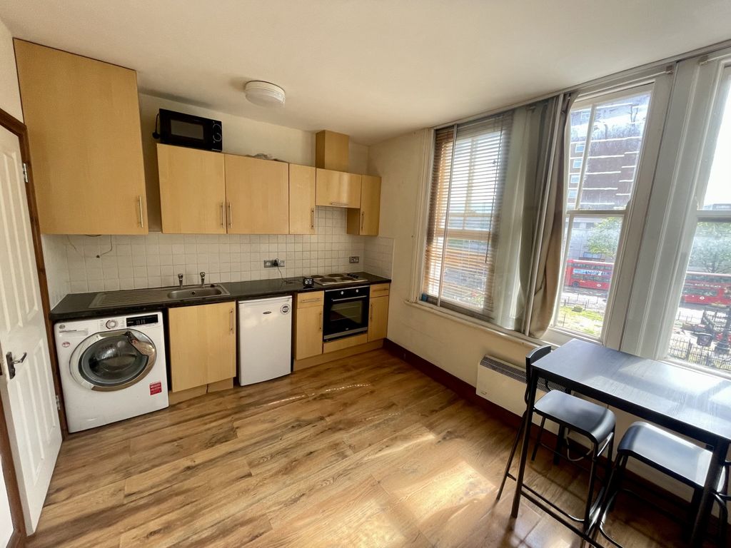 Property photo 1 of 8