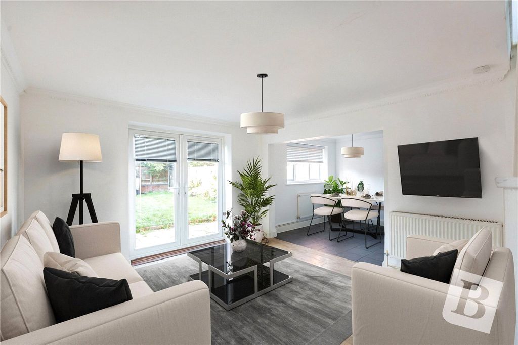 Property photo 3 of 13 Picture No. 24