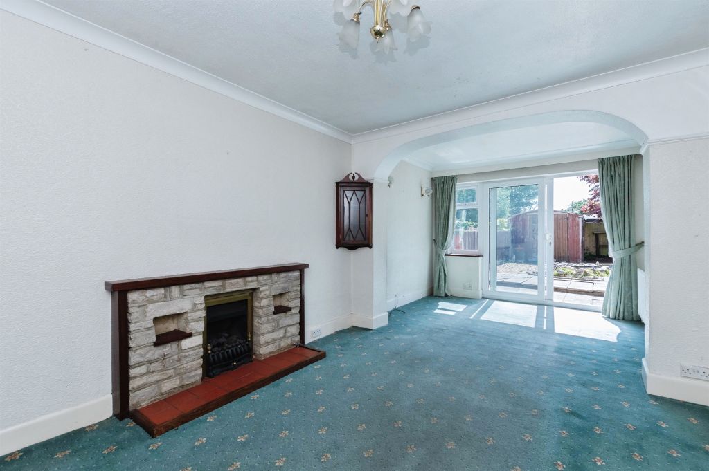 Property photo 3 of 16